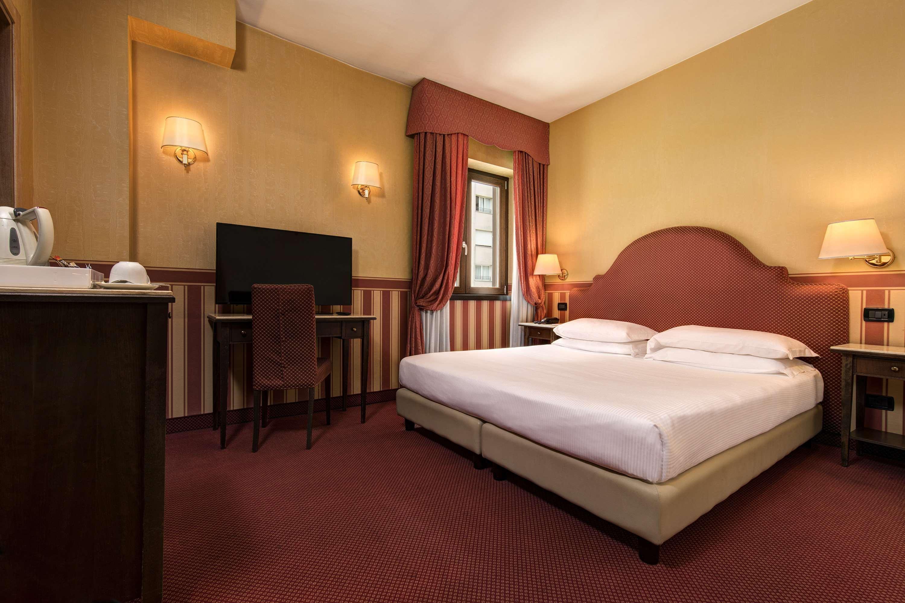 Hotel Western Tritone 4*