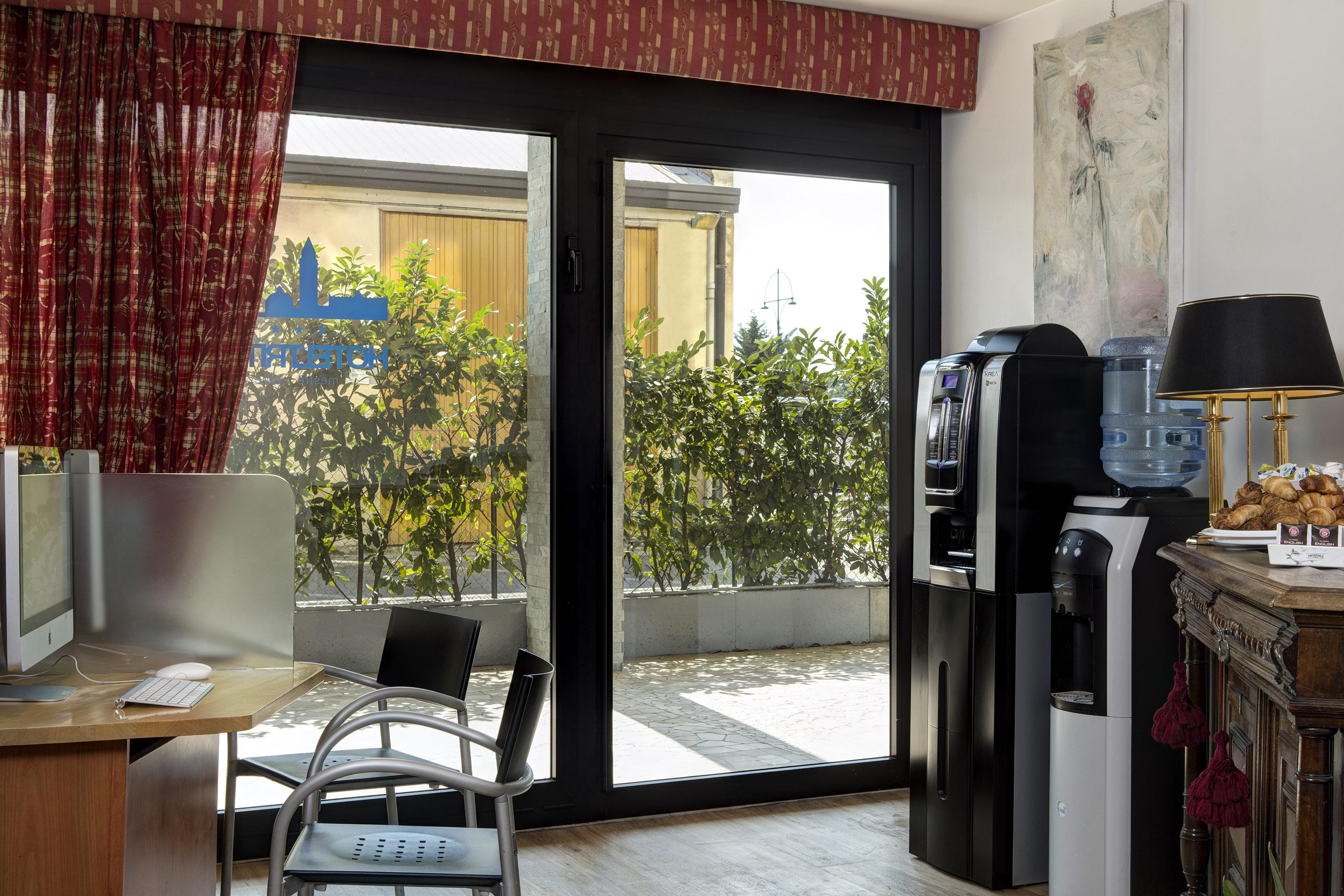 Hotel Western Tritone